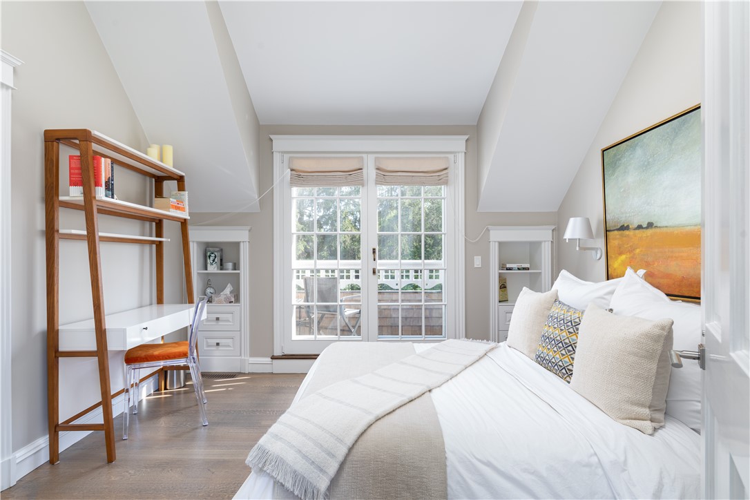 330 Rumstick Road Barrington, RI 02806 - Photo 23 of 47 Fourth Bedroom