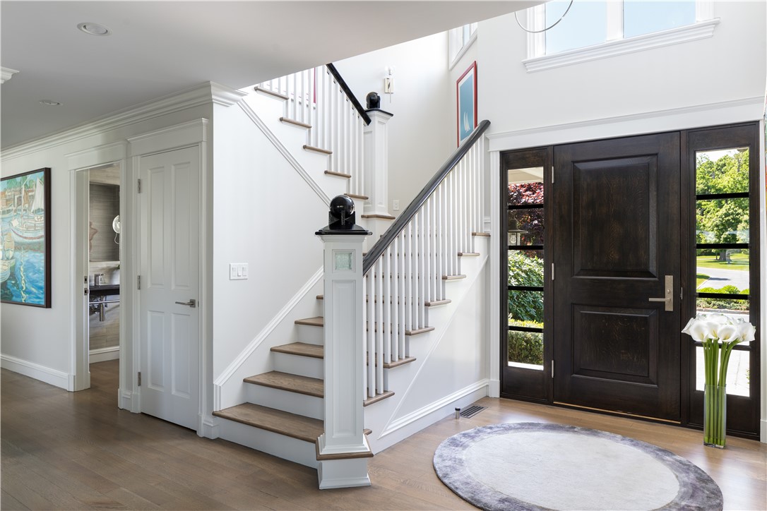 330 Rumstick Road Barrington, RI 02806 - Photo 4 of 47