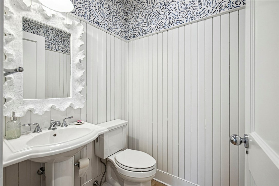 7 Spring Pond Road Westerly, RI 02891 - Photo 11 of 30