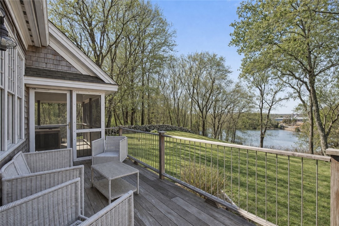 7 Spring Pond Road Westerly, RI 02891 - Photo 3 of 30