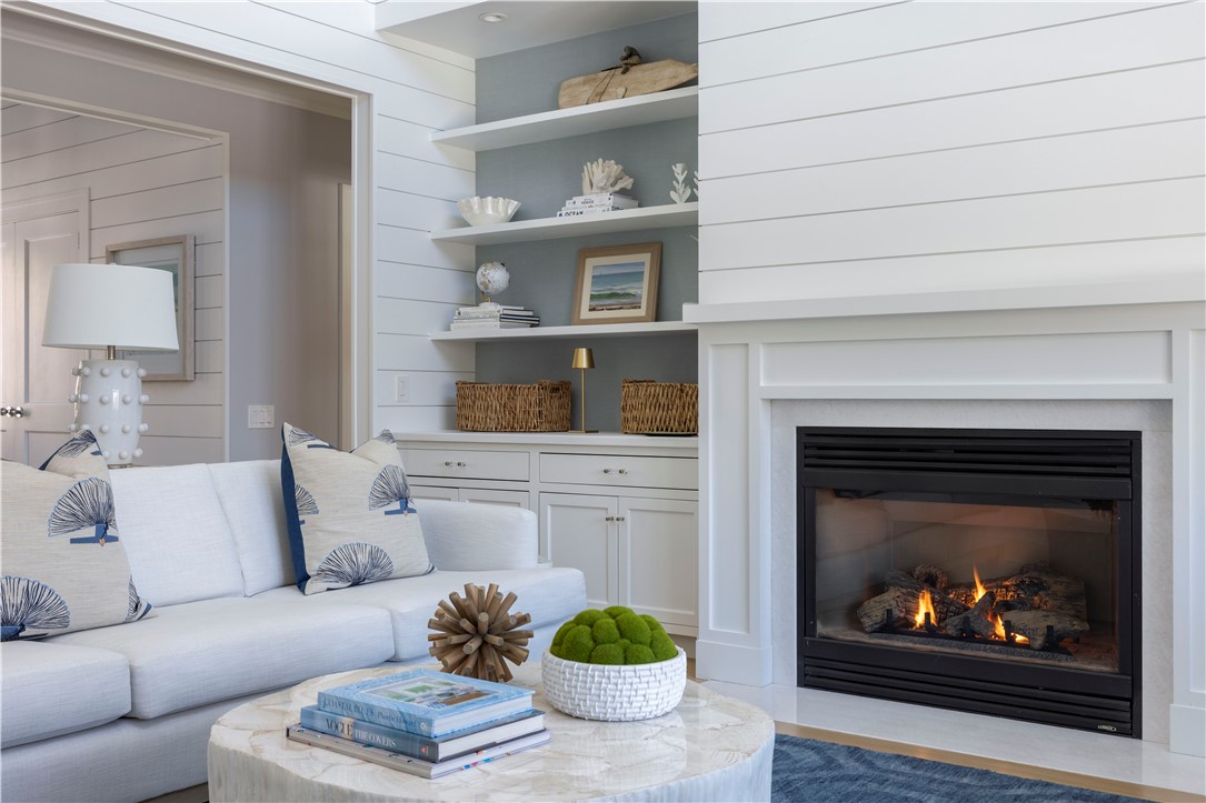 7 Spring Pond Road Westerly, RI 02891 - Photo 5 of 30