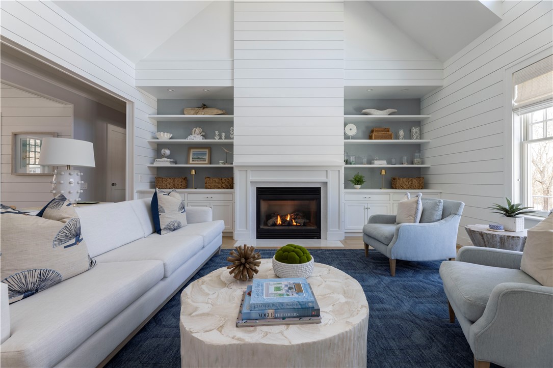 7 Spring Pond Road Westerly, RI 02891 - Photo 6 of 30