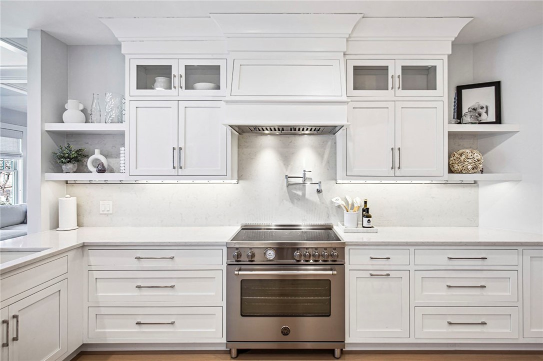 7 Spring Pond Road Westerly, RI 02891 - Photo 8 of 30