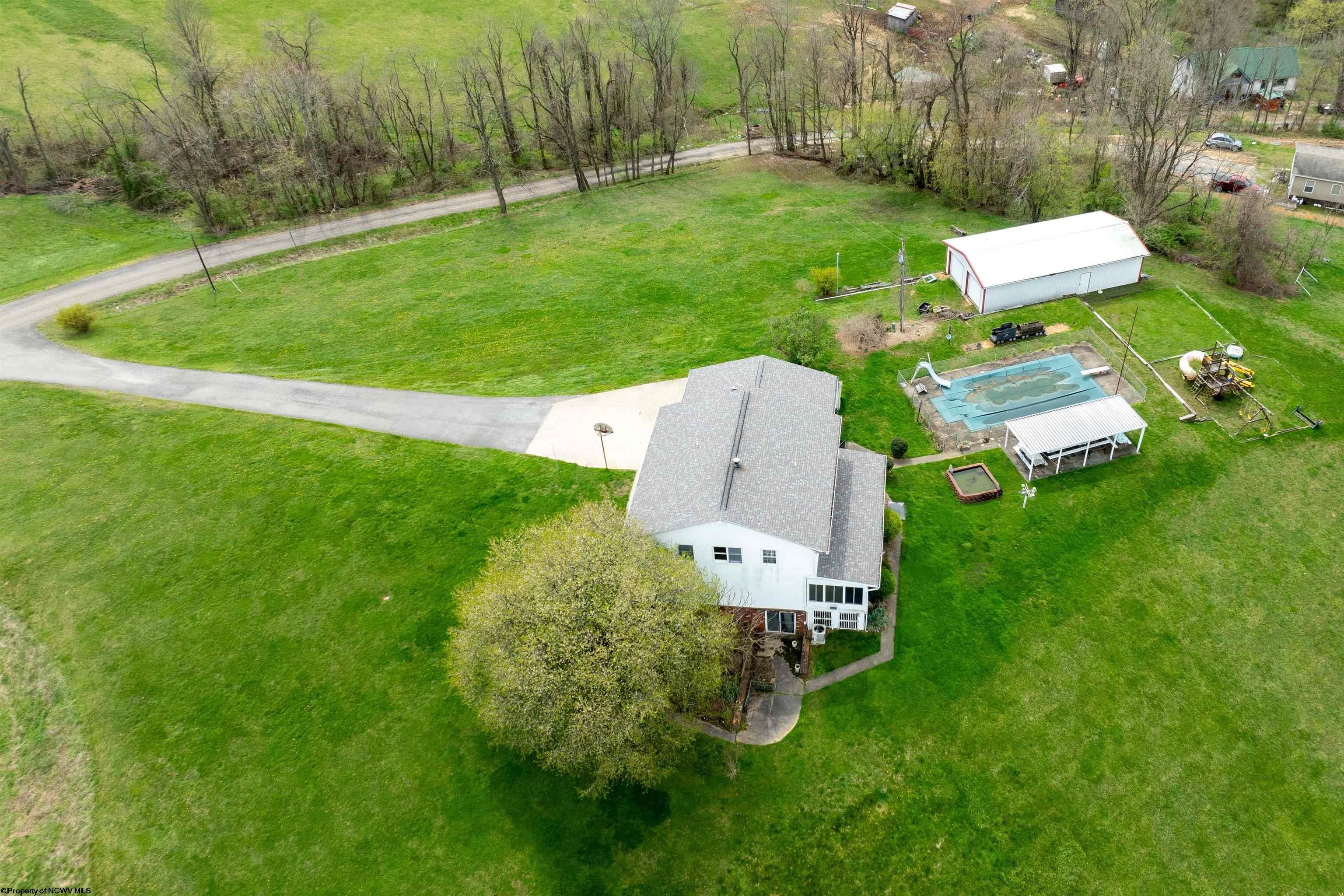 162 Finch Road Morgantown, WV 26508 - Photo 5 of 6 Gallery Image 5