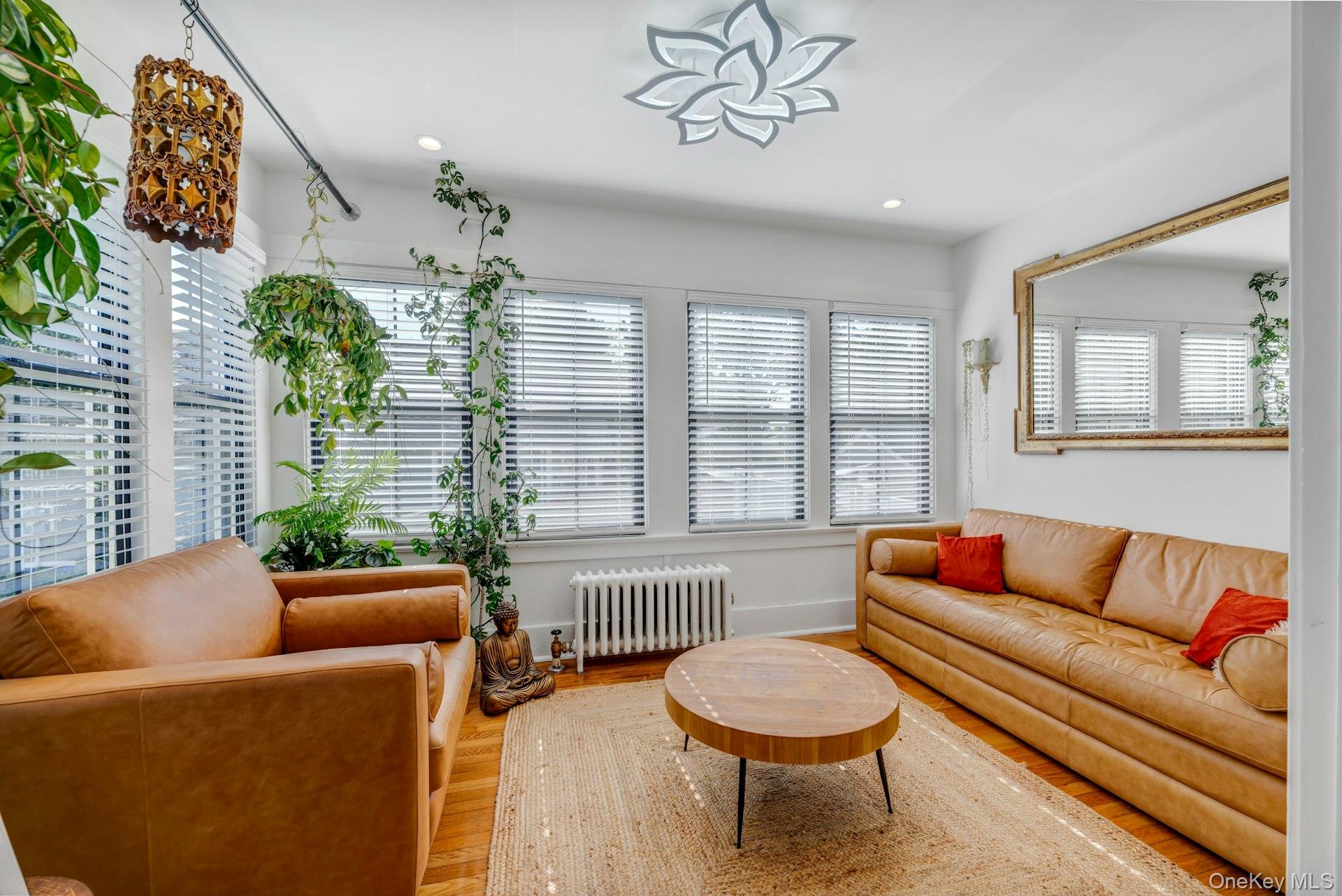 619 Bailey Avenue Greenport, NY 11944 - Photo 11 of 34 Sun Room/Study