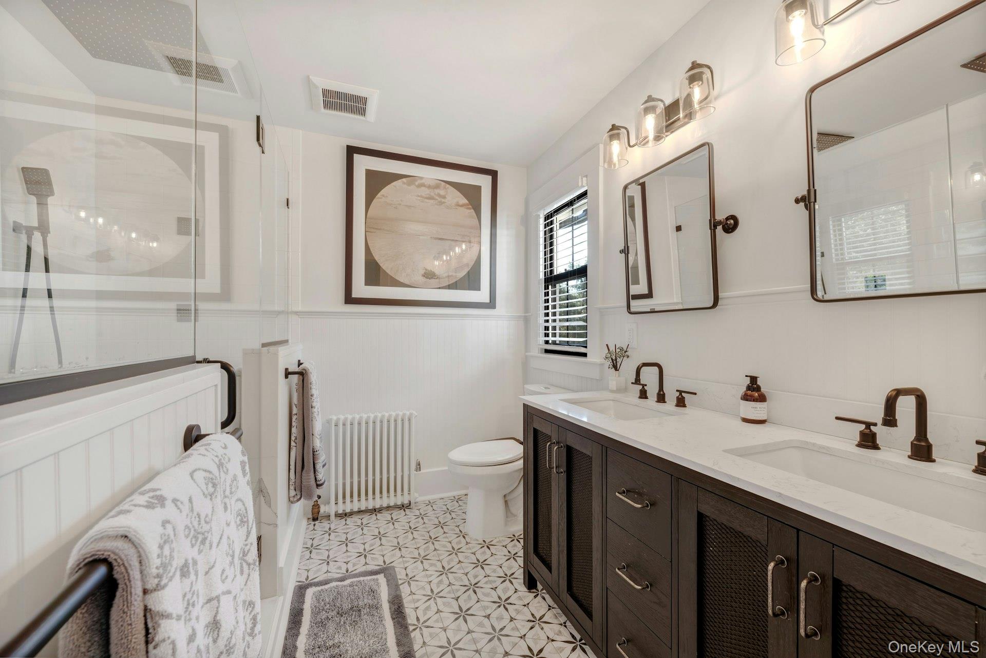 619 Bailey Avenue Greenport, NY 11944 - Photo 17 of 34 Primary Bathroom - Photo 1