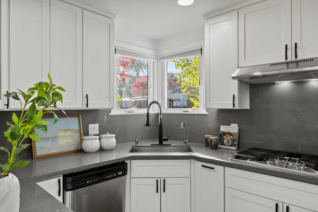 $3,078,000 | 108 Durham Street, Menlo Park, CA 94025