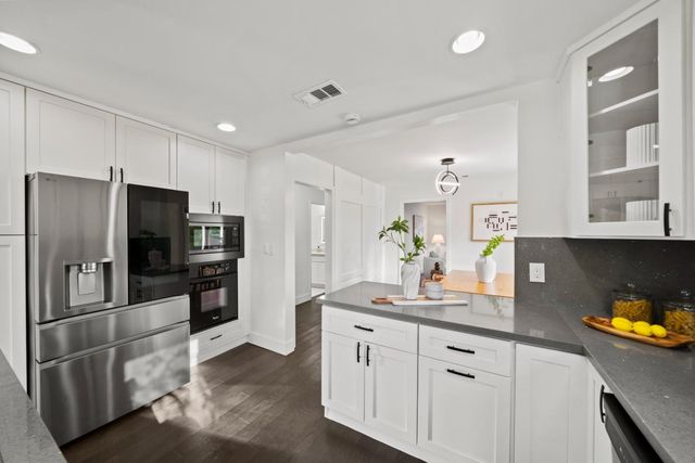$3,078,000 | 108 Durham Street, Menlo Park, CA 94025