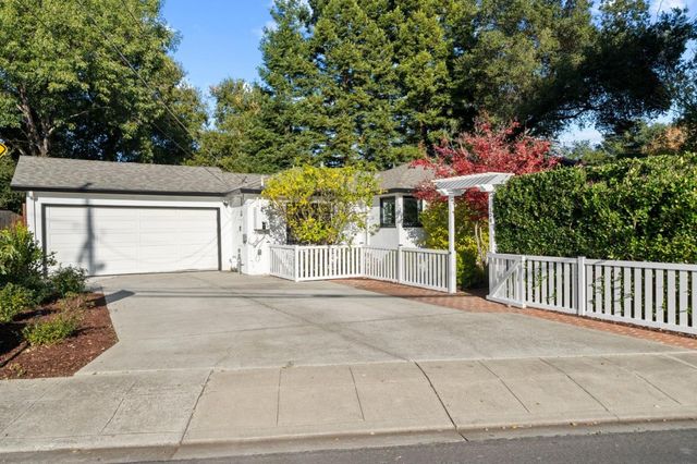 $3,078,000 | 108 Durham Street, Menlo Park, CA 94025