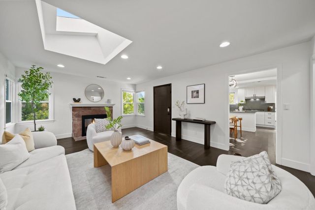 $3,078,000 | 108 Durham Street, Menlo Park, CA 94025
