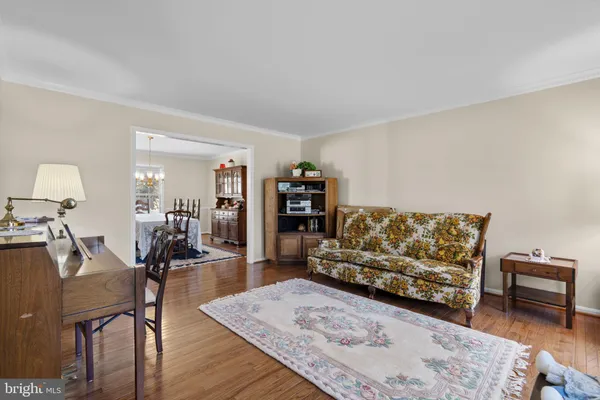 $749,900 | 914 Redmore Drive, Severn, MD 21144