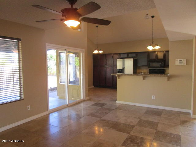 7708 West Redfield Road Peoria, AZ 85381 - Photo 4 of 24 IMG_4180