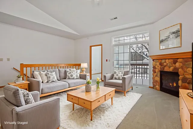 $274,900 | 2145 Broken Hill Road, Unit 8, Waukesha, WI 53188