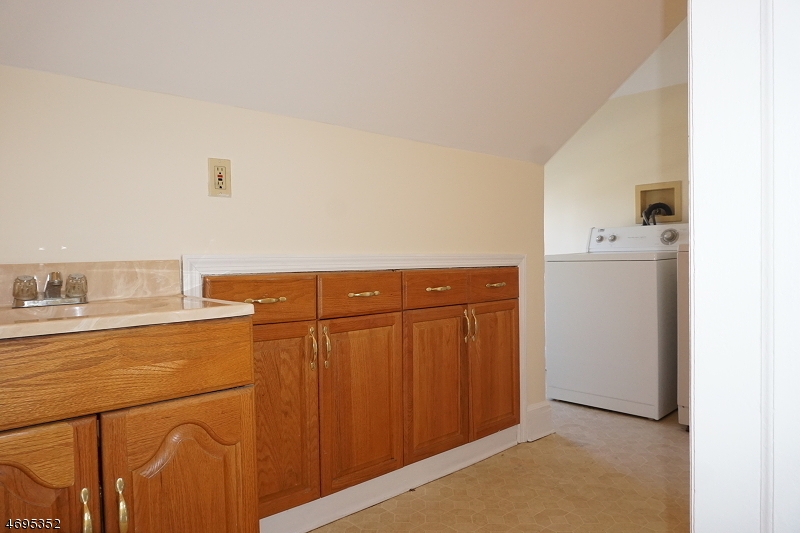 940 Prospect Avenue, Unit 2 Plainfield, NJ 07060 - Photo 14 of 17