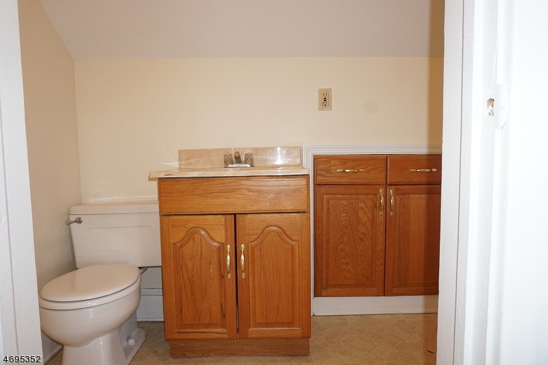 940 Prospect Avenue, Unit 2 Plainfield, NJ 07060 - Photo 15 of 17
