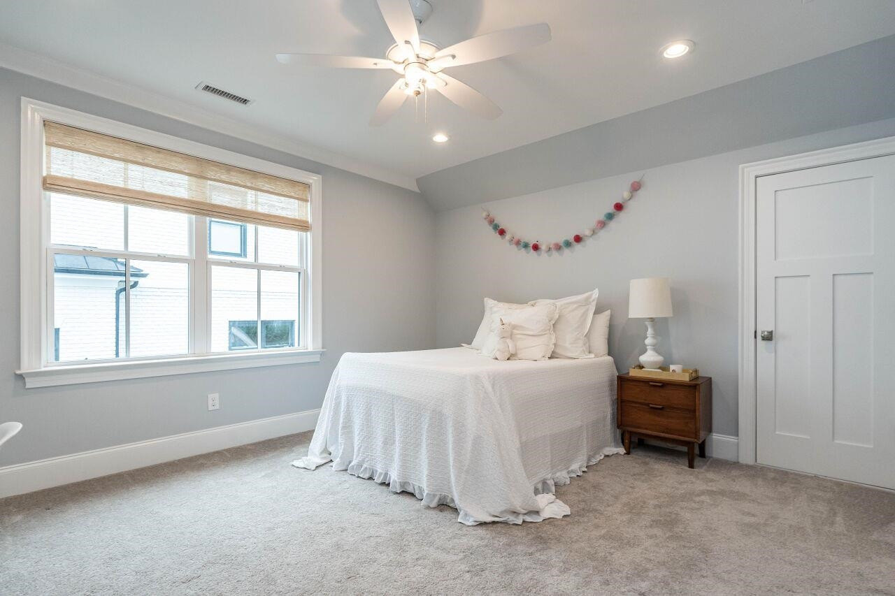 118 Lake Boone Trail Raleigh, NC 27608 - Photo 24 of 33 Photo 24