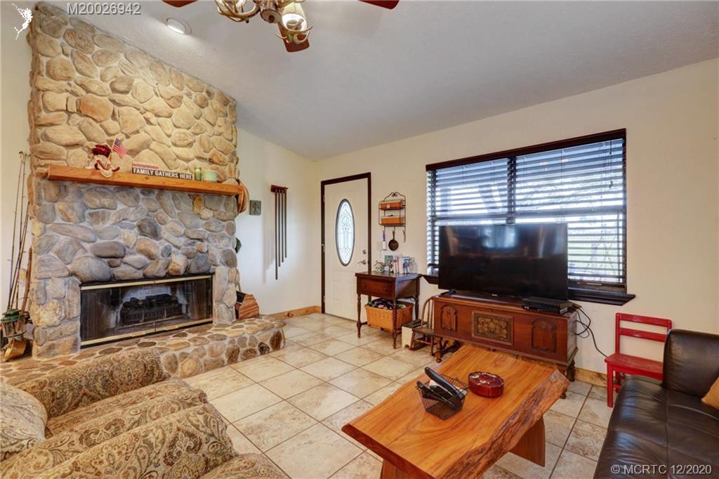 2115 Trowbridge Road Fort Pierce, FL 34945 - Photo 4 of 47 Gallery Image 4