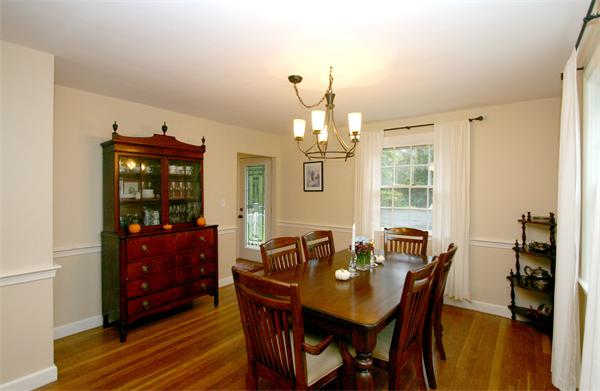 7 Red Barn Road Wayland, MA 01778 - Photo 17 of 25