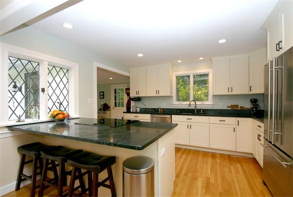 7 Red Barn Road Wayland, MA 01778 - Photo 6 of 25
