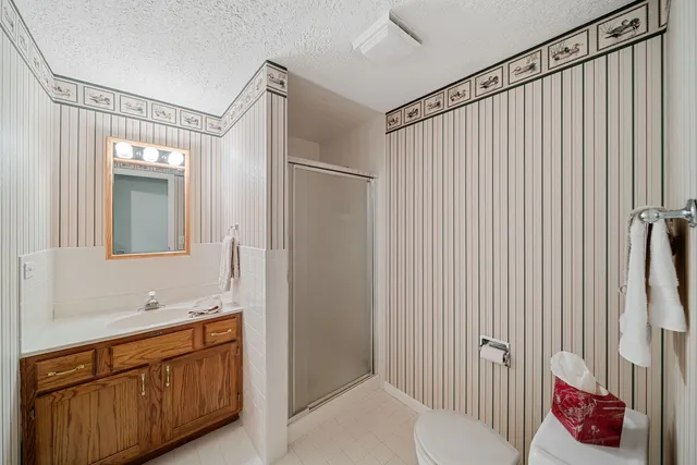 $549,900 | 701 North Victoria Drive, Palatine, IL 60074