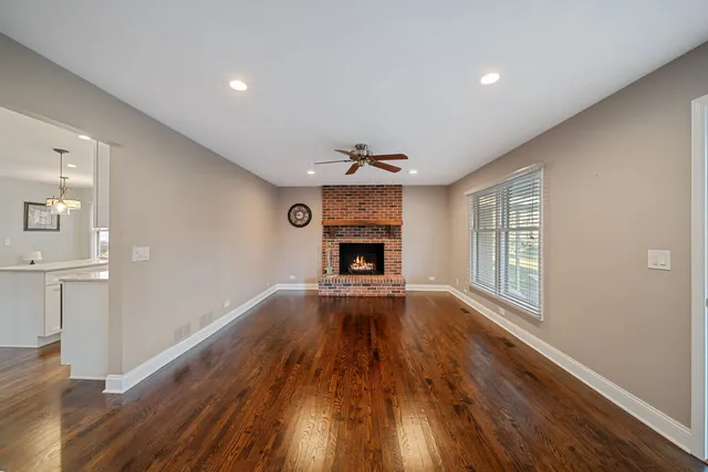 $549,900 | 701 North Victoria Drive, Palatine, IL 60074