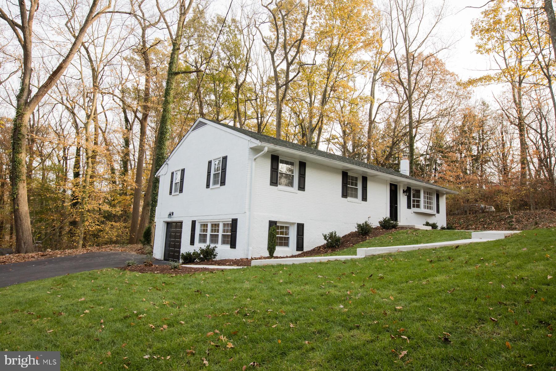 242 Fox Road Media, PA 19063 - Photo 2 of 32