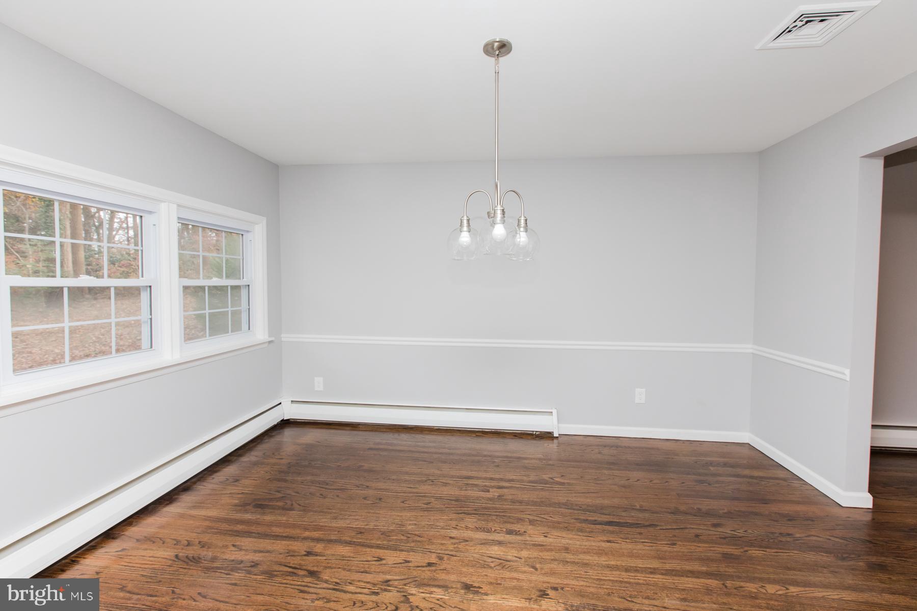 242 Fox Road Media, PA 19063 - Photo 11 of 32 Dining Room