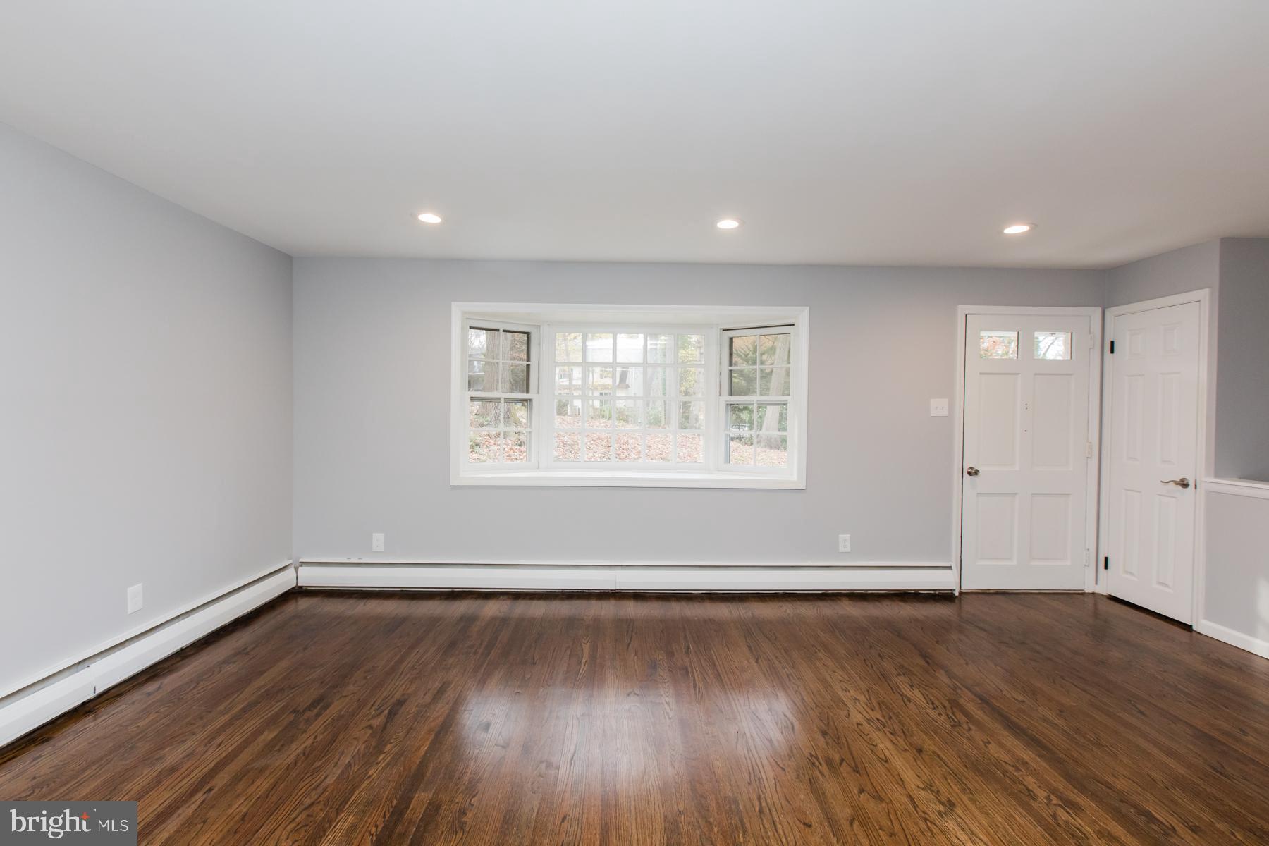 242 Fox Road Media, PA 19063 - Photo 14 of 32 Living Room