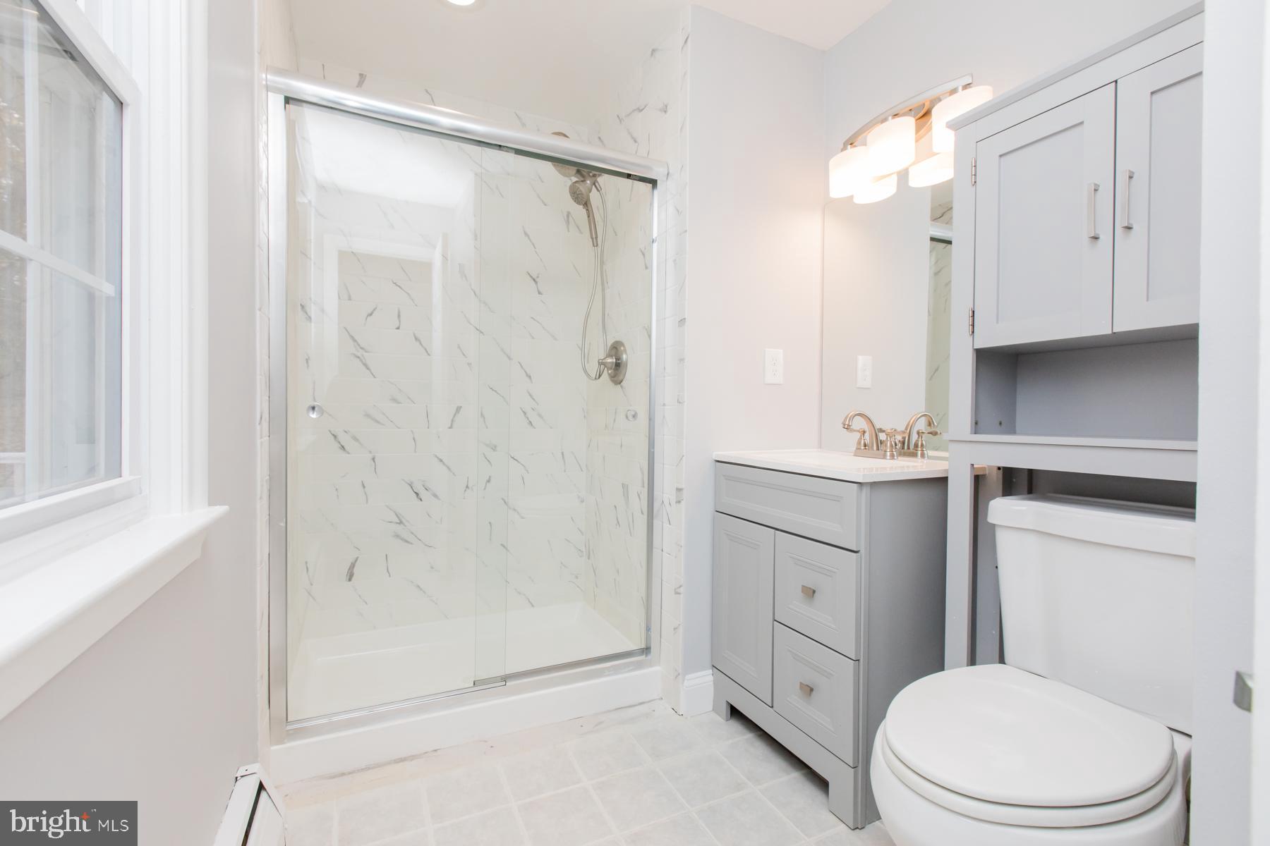 242 Fox Road Media, PA 19063 - Photo 18 of 32 Master Bath