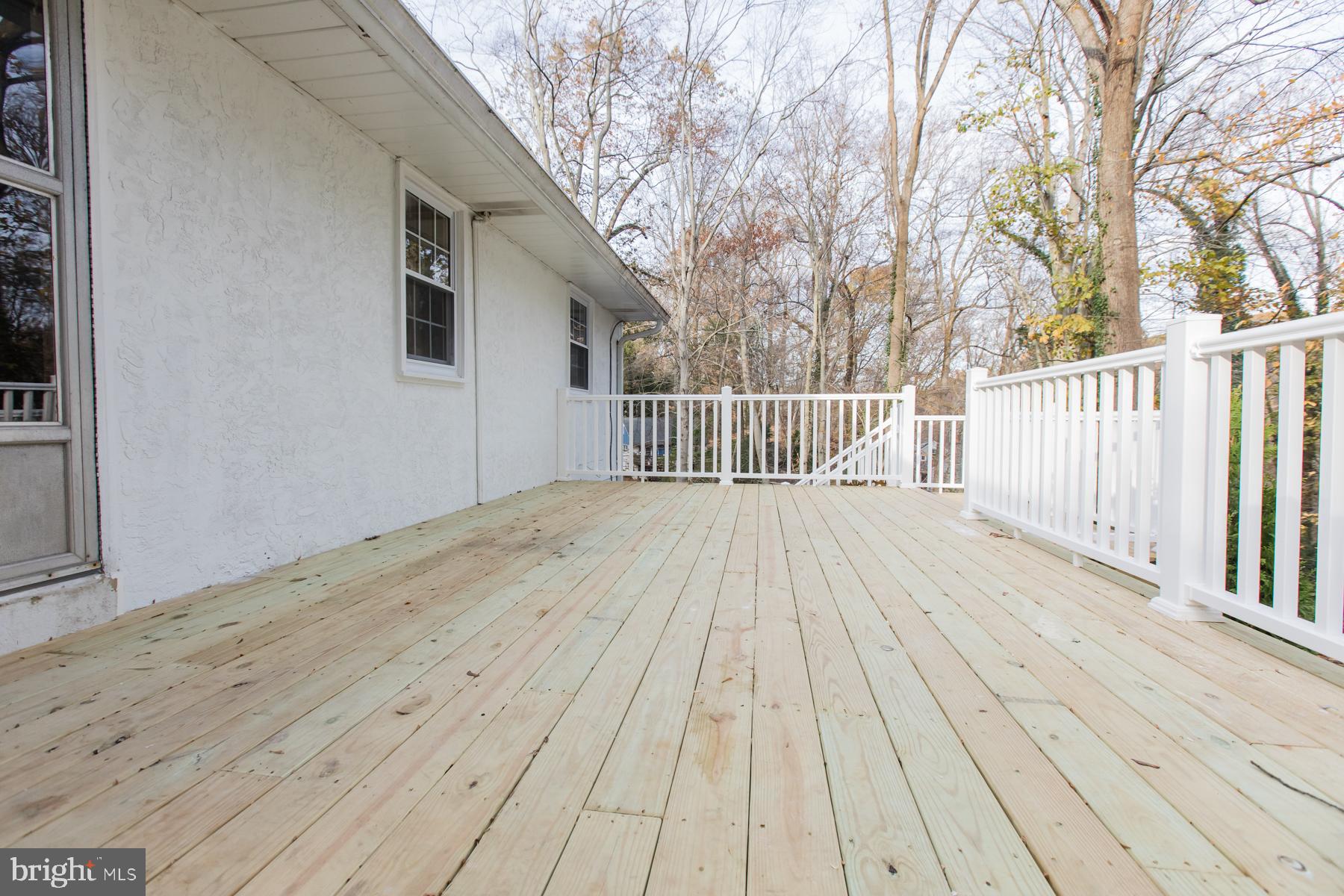 242 Fox Road Media, PA 19063 - Photo 27 of 32 Deck