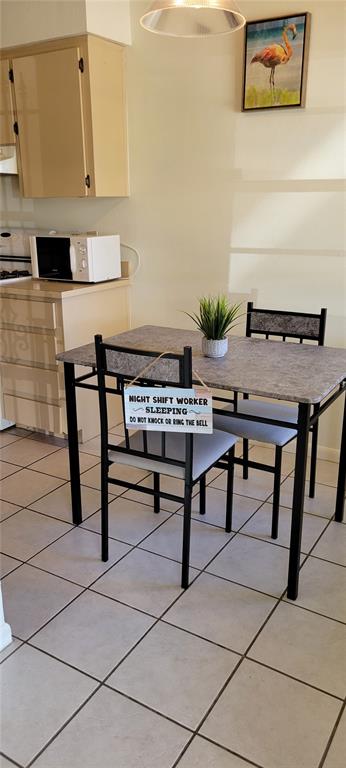 2218 Abbey Road Southwest Winter Haven, FL 33880 - Photo 8 of 31 a view of a workspace with furniture
