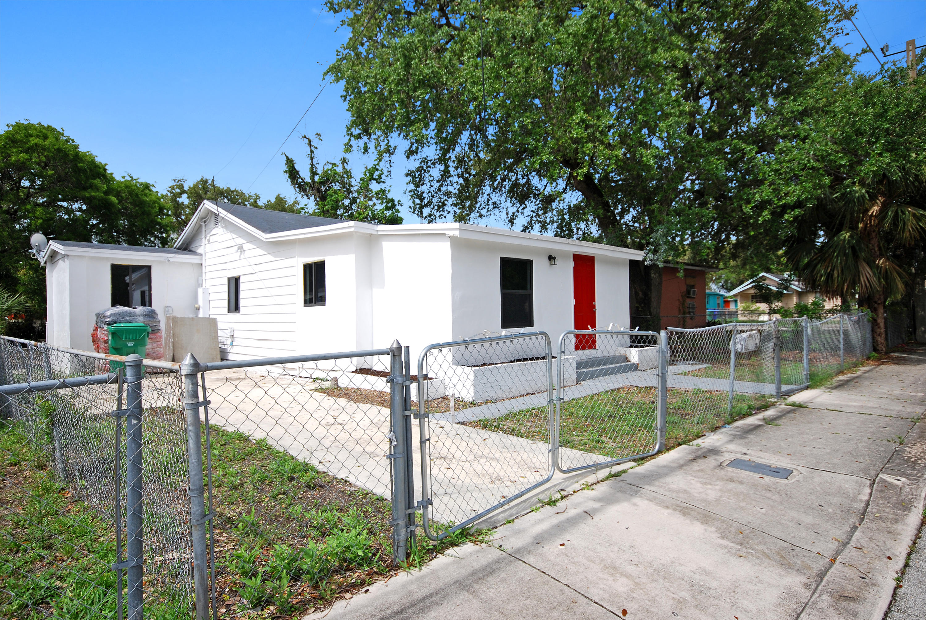 286 Northwest 57th Street Miami, FL 33127 - Photo 1 of 25 Front