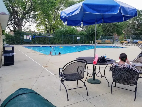 $2,100 | 5306 North Cumberland Avenue, Unit 507, Chicago, IL 60656