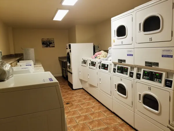 $2,100 | 5306 North Cumberland Avenue, Unit 507, Chicago, IL 60656