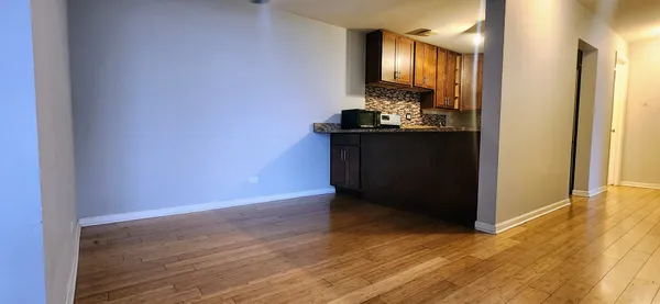 $2,100 | 5306 North Cumberland Avenue, Unit 507, Chicago, IL 60656
