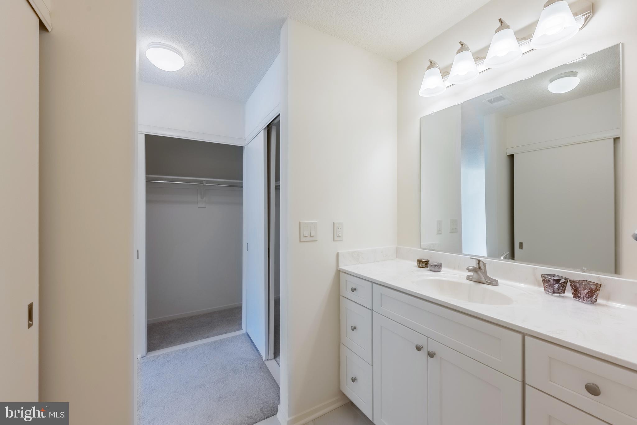 11731 A Summerchase Circle Reston, VA 20194 - Photo 23 of 27 Dressing area looking into bedrooms
