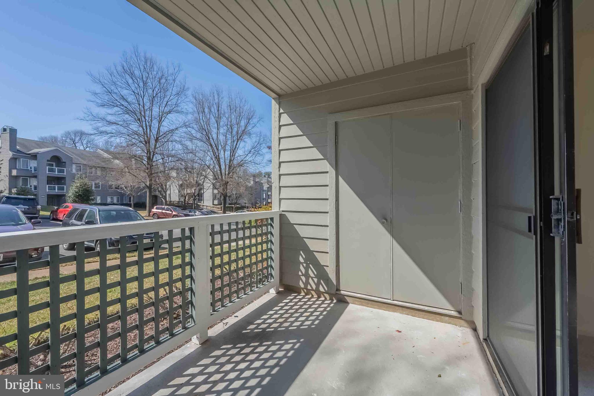 11731 A Summerchase Circle Reston, VA 20194 - Photo 25 of 27 Space on this deck for table and chairs
