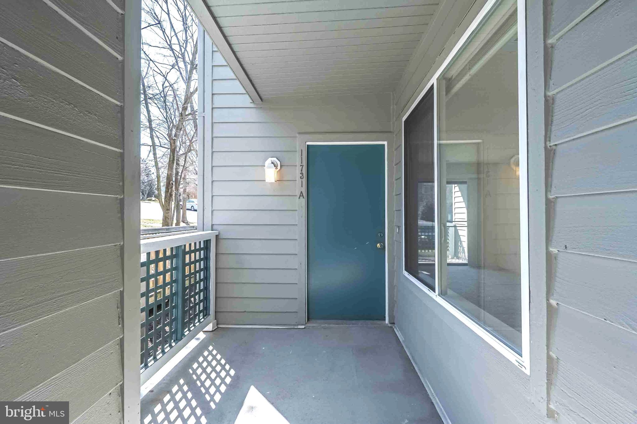 11731 A Summerchase Circle Reston, VA 20194 - Photo 4 of 27 Entry to Unit A