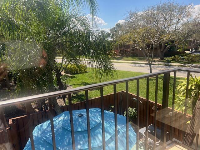 1424 14th Court Jupiter, FL 33477 - Photo 19 of 29 9