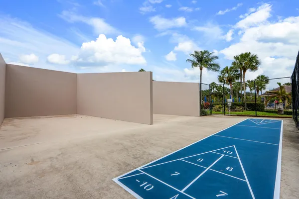$2,700 | 1424 14th Court, Jupiter, FL 33477
