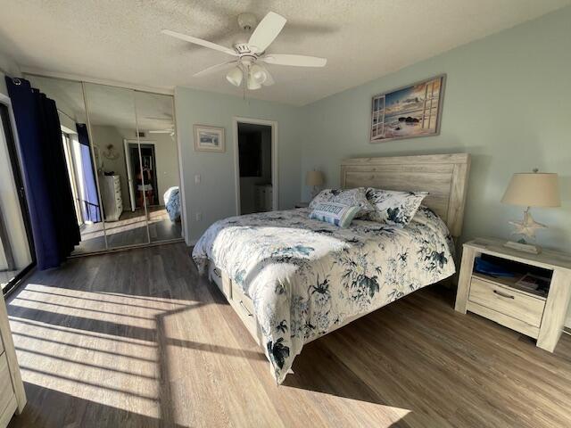 1424 14th Court Jupiter, FL 33477 - Photo 10 of 29 IMG_1428