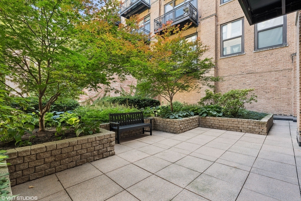 1040 West Adams Street, Unit 308 Chicago, IL 60607 - Photo 31 of 40 a view of house with outdoor space