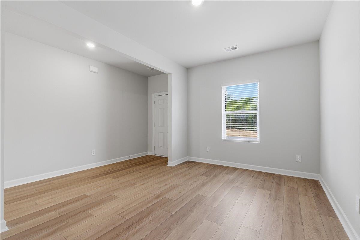 604 Cozy Blf Road Spartanburg, SC 29301 - Photo 3 of 30