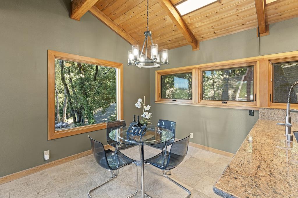 22125 Miller Ridge Road Los Gatos, CA 95033 - Photo 10 of 32