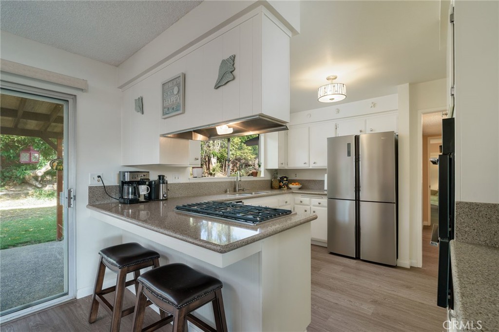 398 Day Road Ventura, CA 93003 - Photo 15 of 50