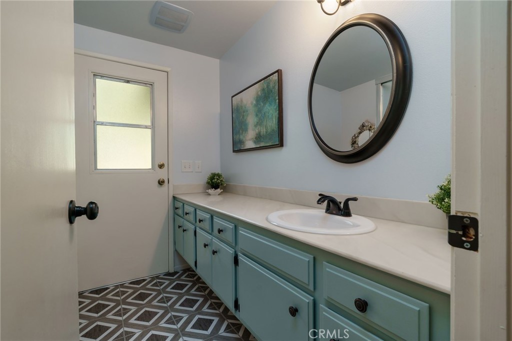 398 Day Road Ventura, CA 93003 - Photo 18 of 50