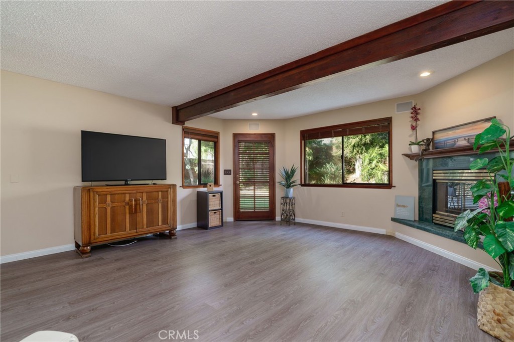 398 Day Road Ventura, CA 93003 - Photo 21 of 50