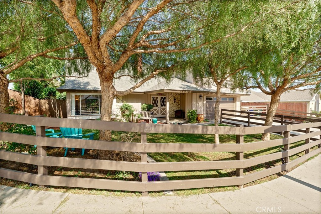 398 Day Road Ventura, CA 93003 - Photo 7 of 50