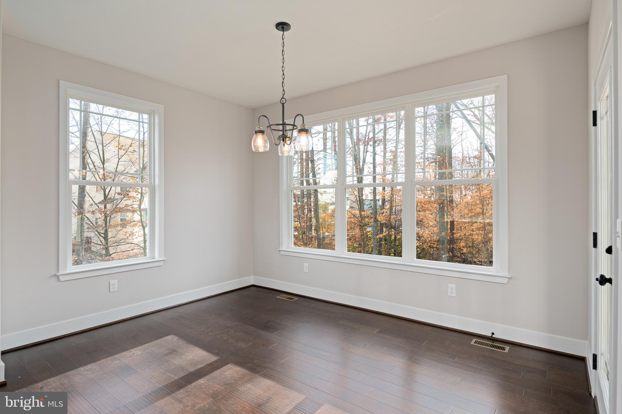 466 Courthouse Road Stafford, VA 22554 - Photo 13 of 40 FORMAL DINING AREA