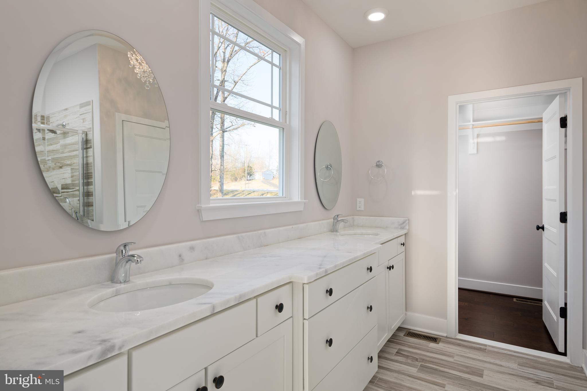 466 Courthouse Road Stafford, VA 22554 - Photo 18 of 40 BEAUTIFUL CABINETRY